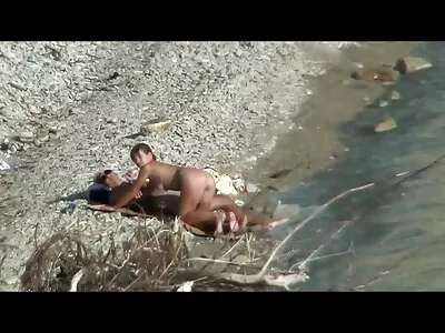 Amatör latina körd i en trekant video (Juana)
