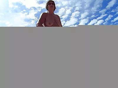 Undergiven video (Alanah Rae)