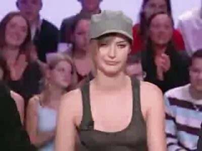 Blinkar de där tuttarna för kameran! video (Brooke Wylde, Brooke Hunter, Brooke Scott)